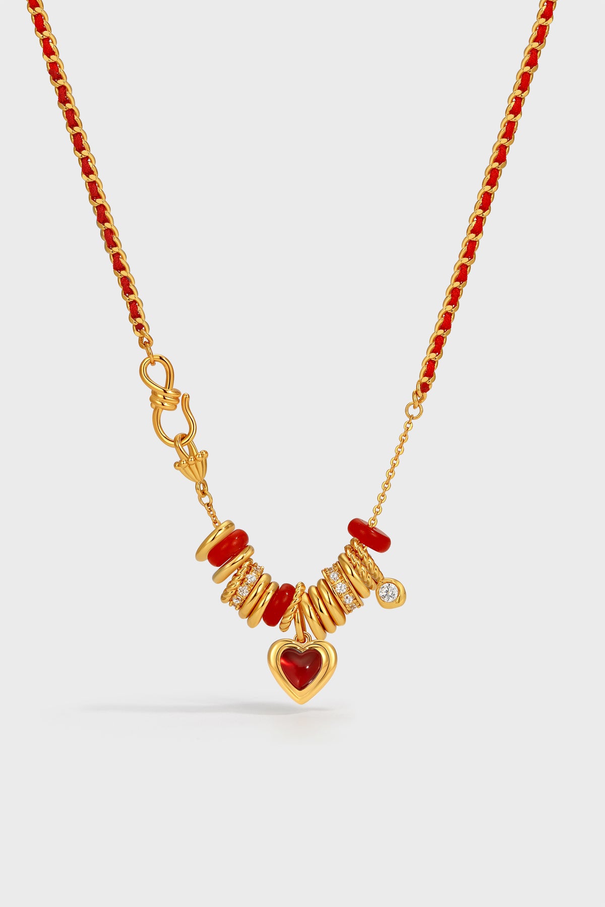 Collar con dije Corazón Nocturno