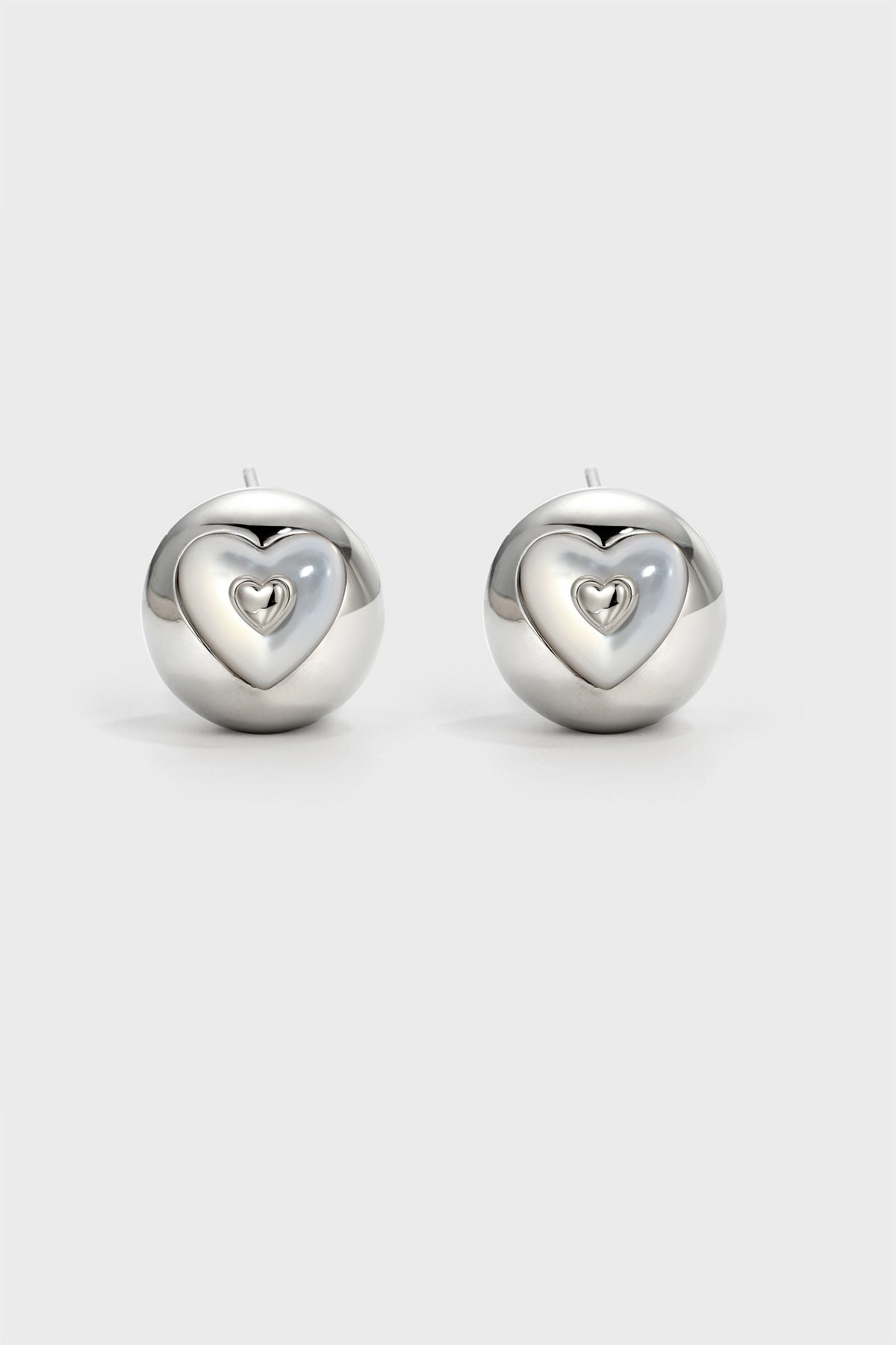 Pendientes Nocturne Heart Gruesos con Tachuelas