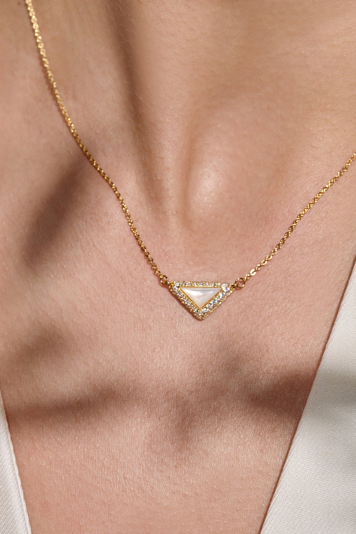 Aurora Corona Necklace - booneealus