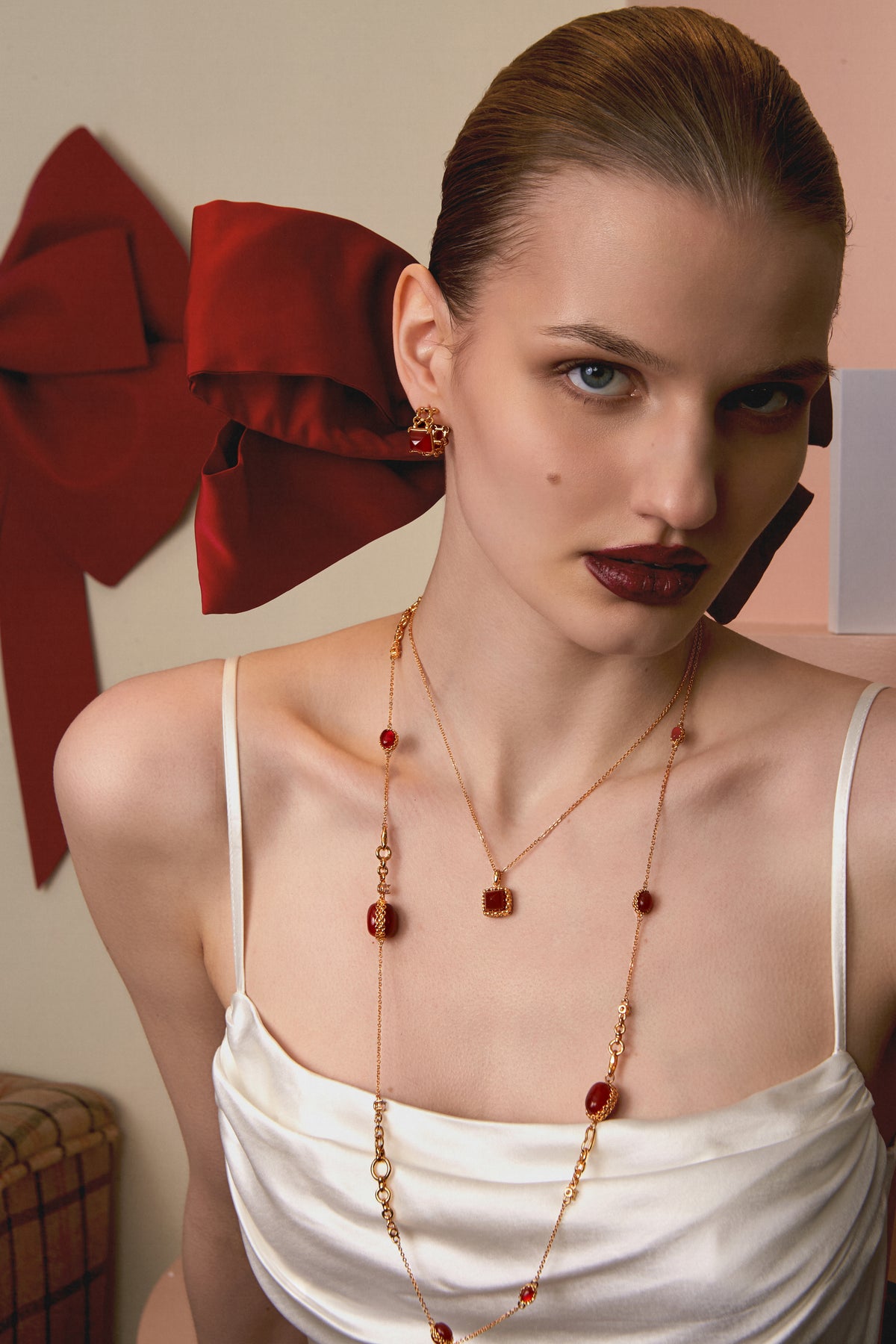 3D Sugar Pyramid Red Agate Woven Necklace – 24K Gold Plated - booneealus
