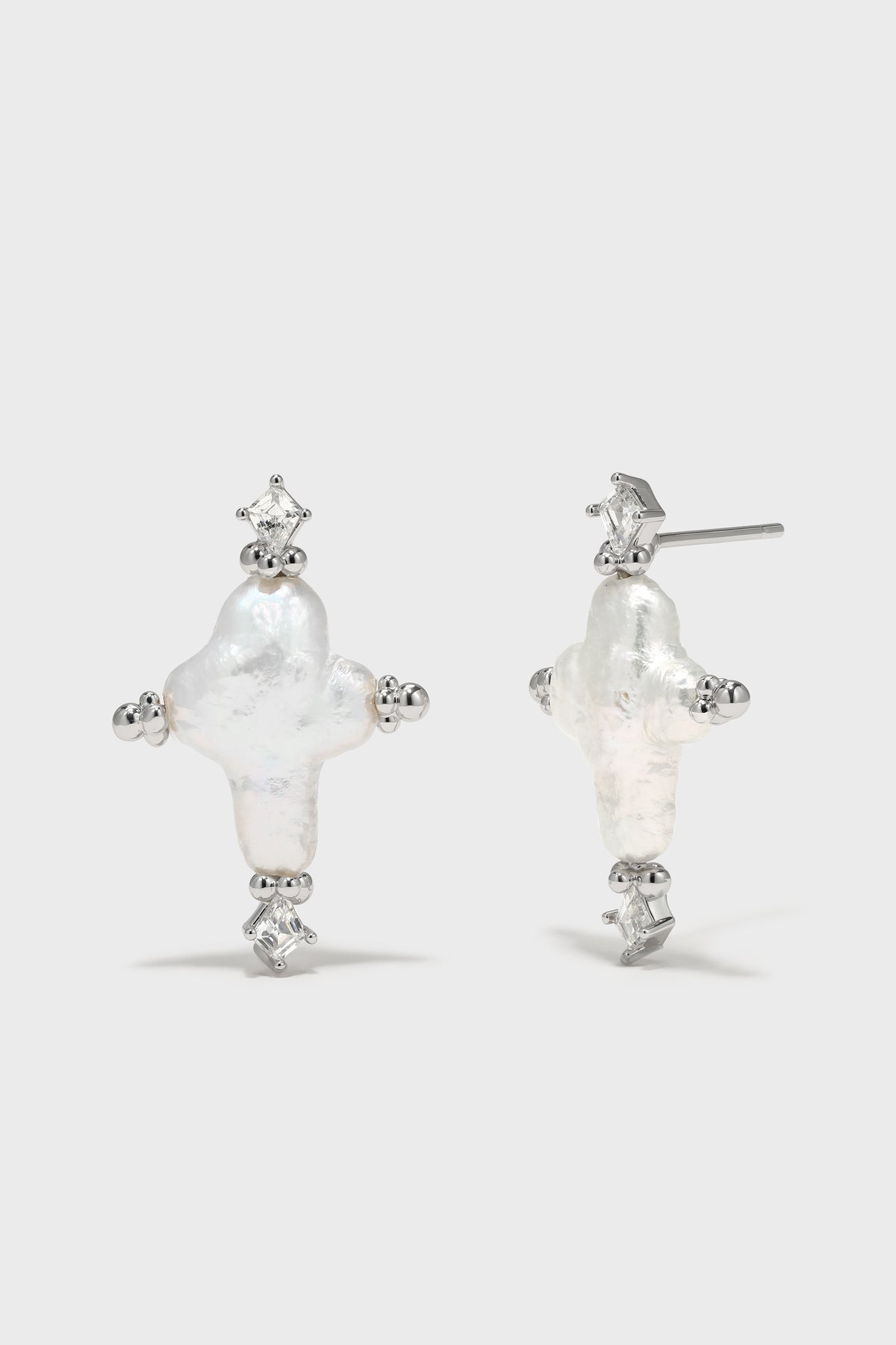 Untamed Moonbeams Earrings - booneealus