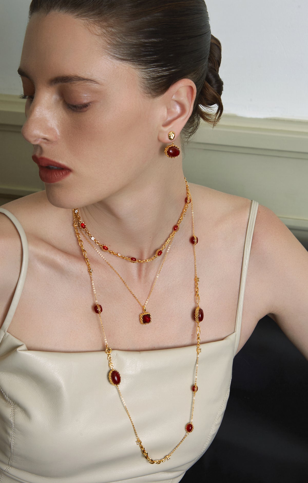 Double-Sided Red Agate Woven Chain Necklace – 24K Gold Plated - booneealus